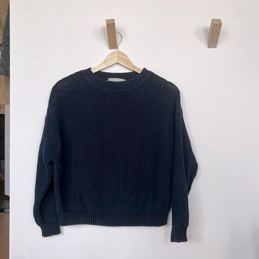 Vince cotton drop shoulder sweater, size S/P in navy